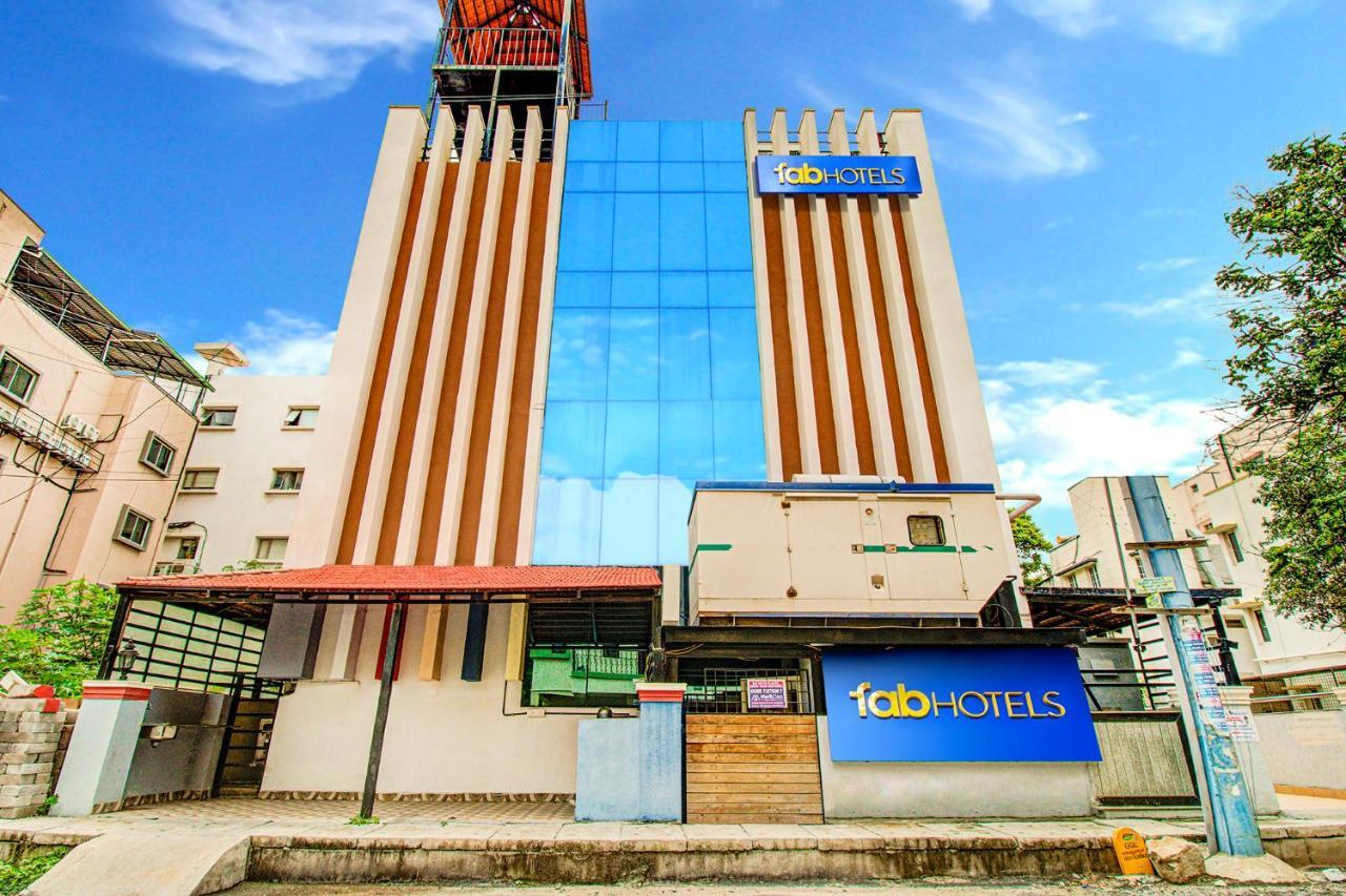 Fabhotel Emara Grand Bangalore Luaran gambar